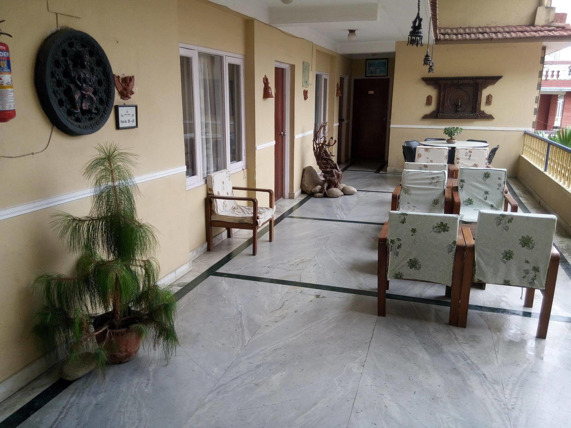 Amar Hotel Katmandu Eksteriør billede